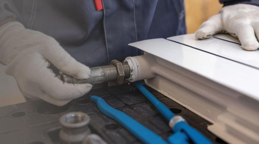 Professional water heater repair services in Fontana, KS